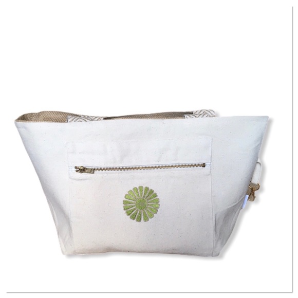 The Nantucket Mid-Sized Tote Natural with Avocado - Picture 4 of 5